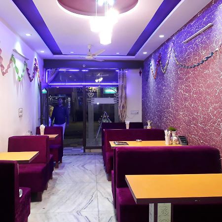 Hotel Aashiyana Agra  Kültér fotó