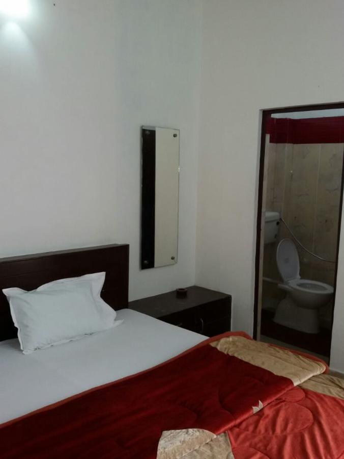 Hotel Aashiyana Agra  Kültér fotó