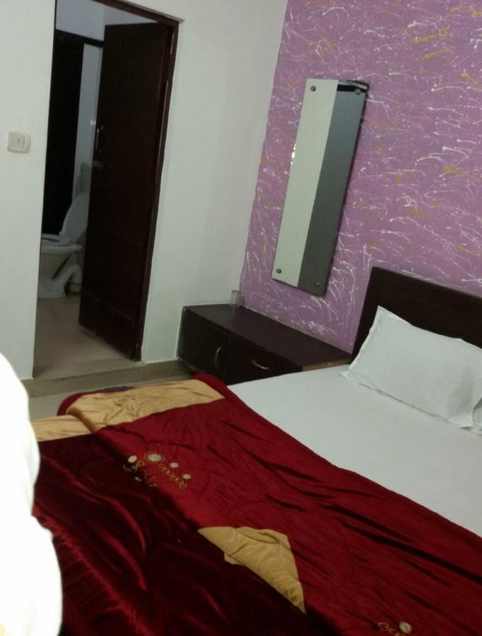 Hotel Aashiyana Agra  Kültér fotó