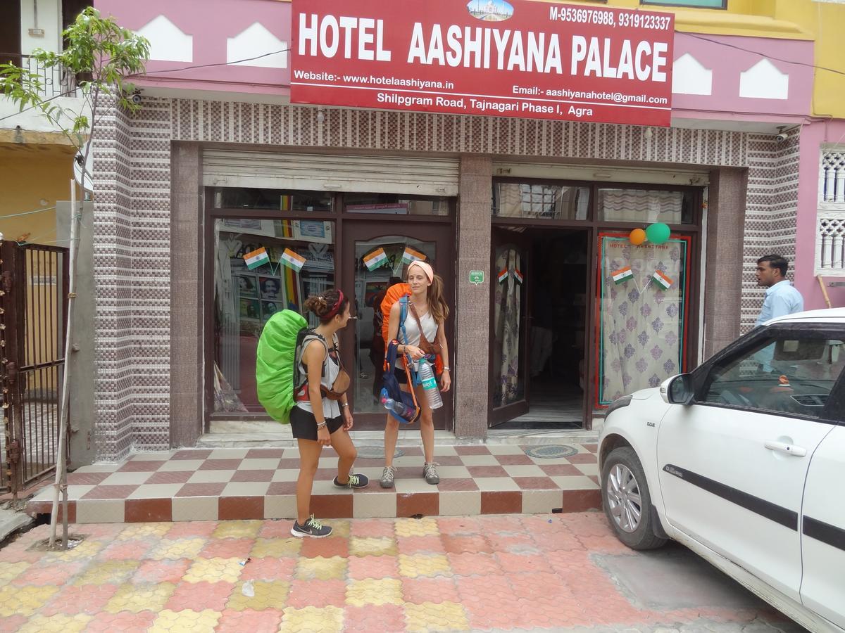 Hotel Aashiyana Agra  Kültér fotó