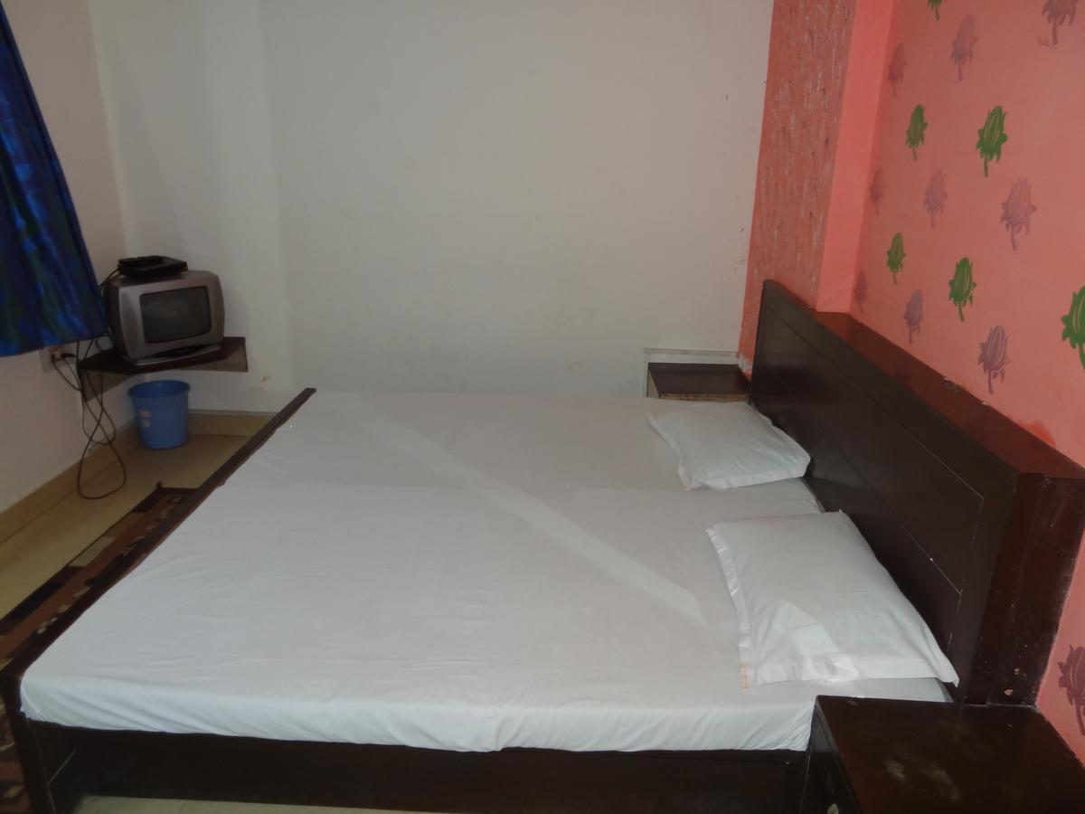 Hotel Aashiyana Agra  Kültér fotó