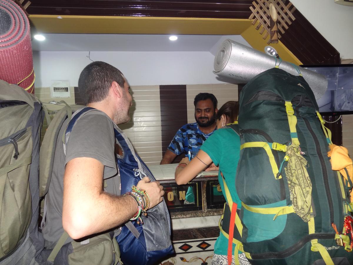 Hotel Aashiyana Agra  Kültér fotó